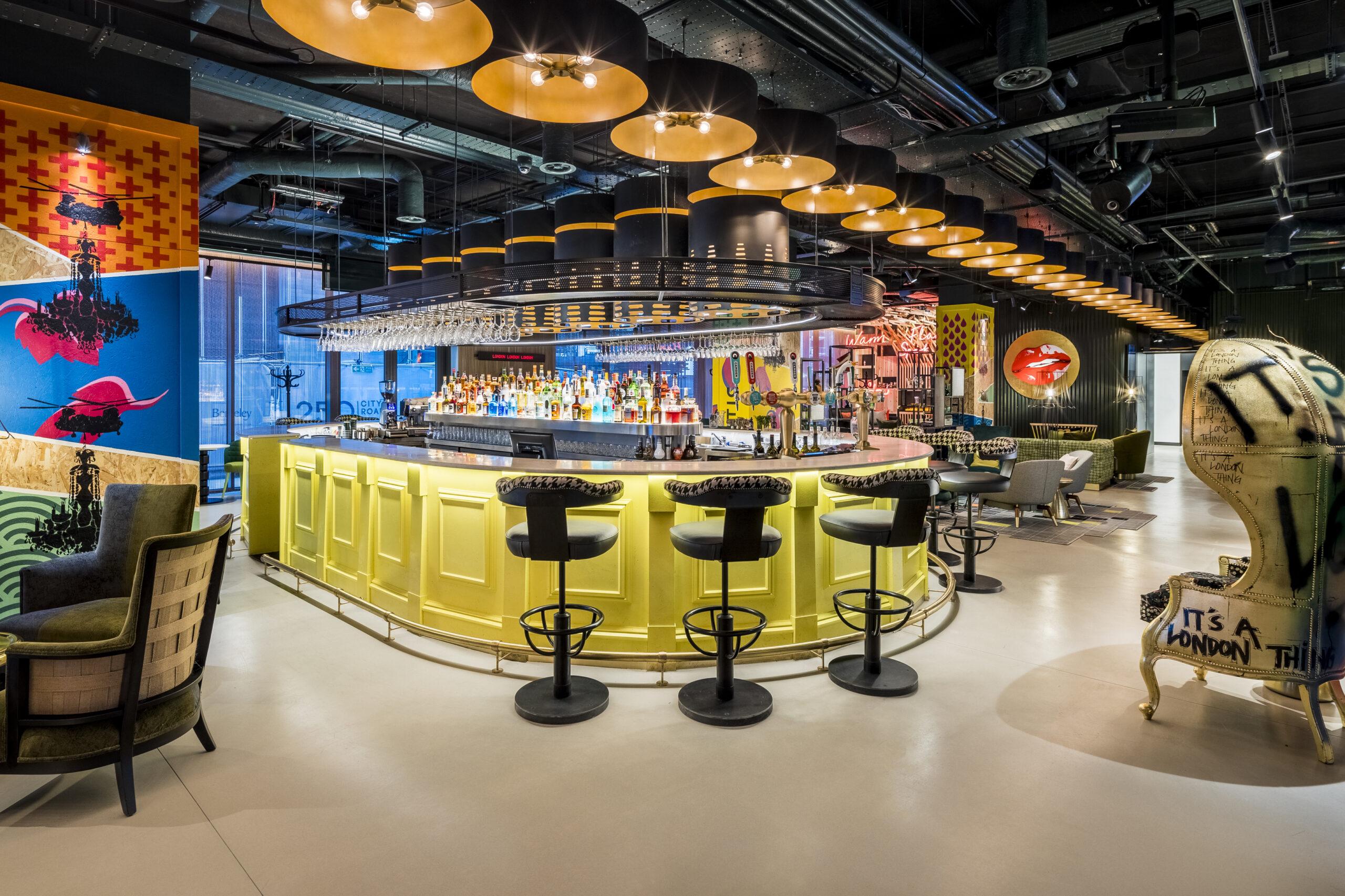 nhow bar