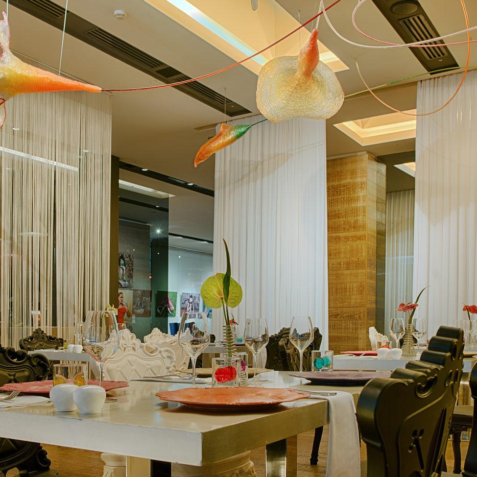 mmilan-restaurant-first
