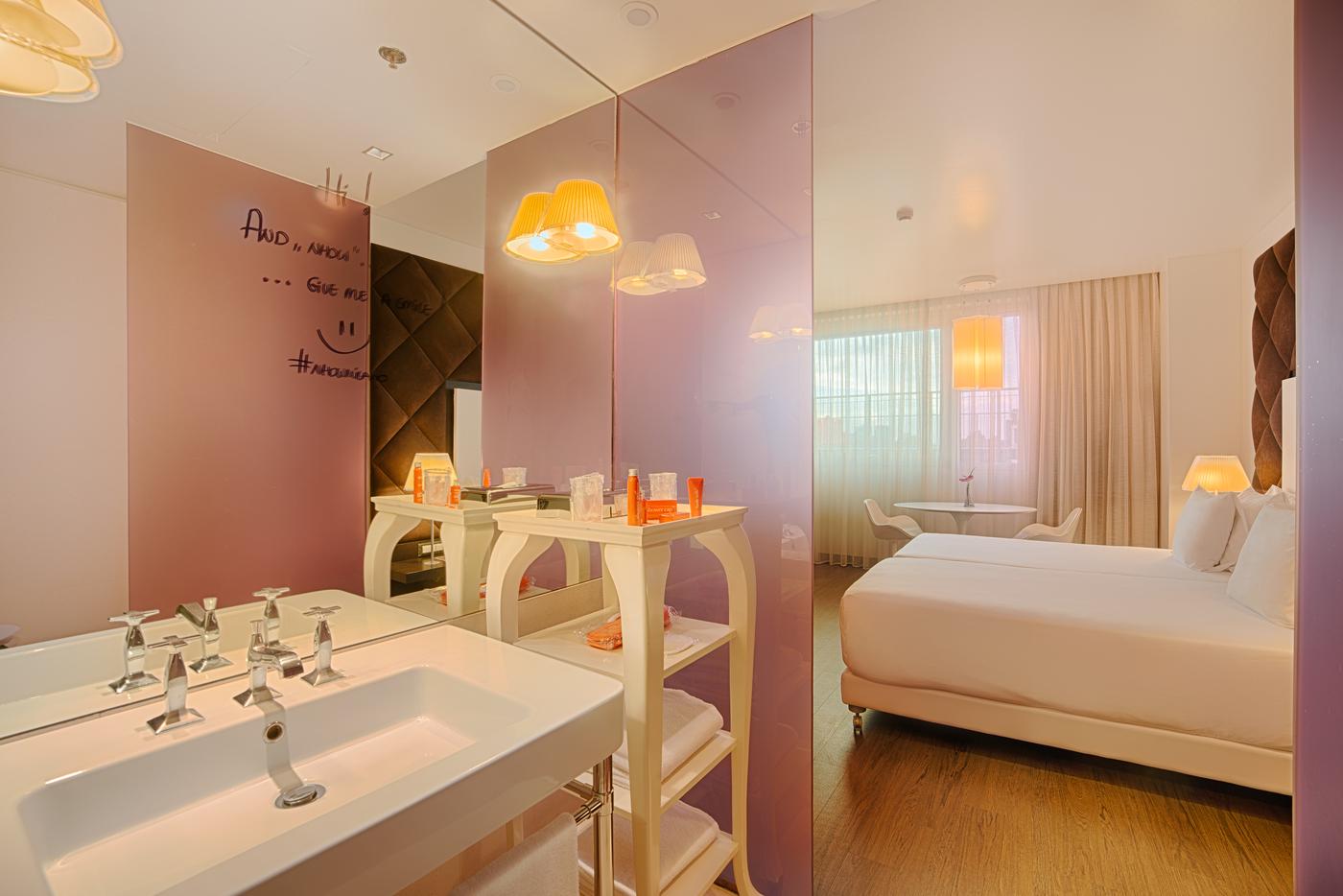 milan-nhow-room-gallery-1