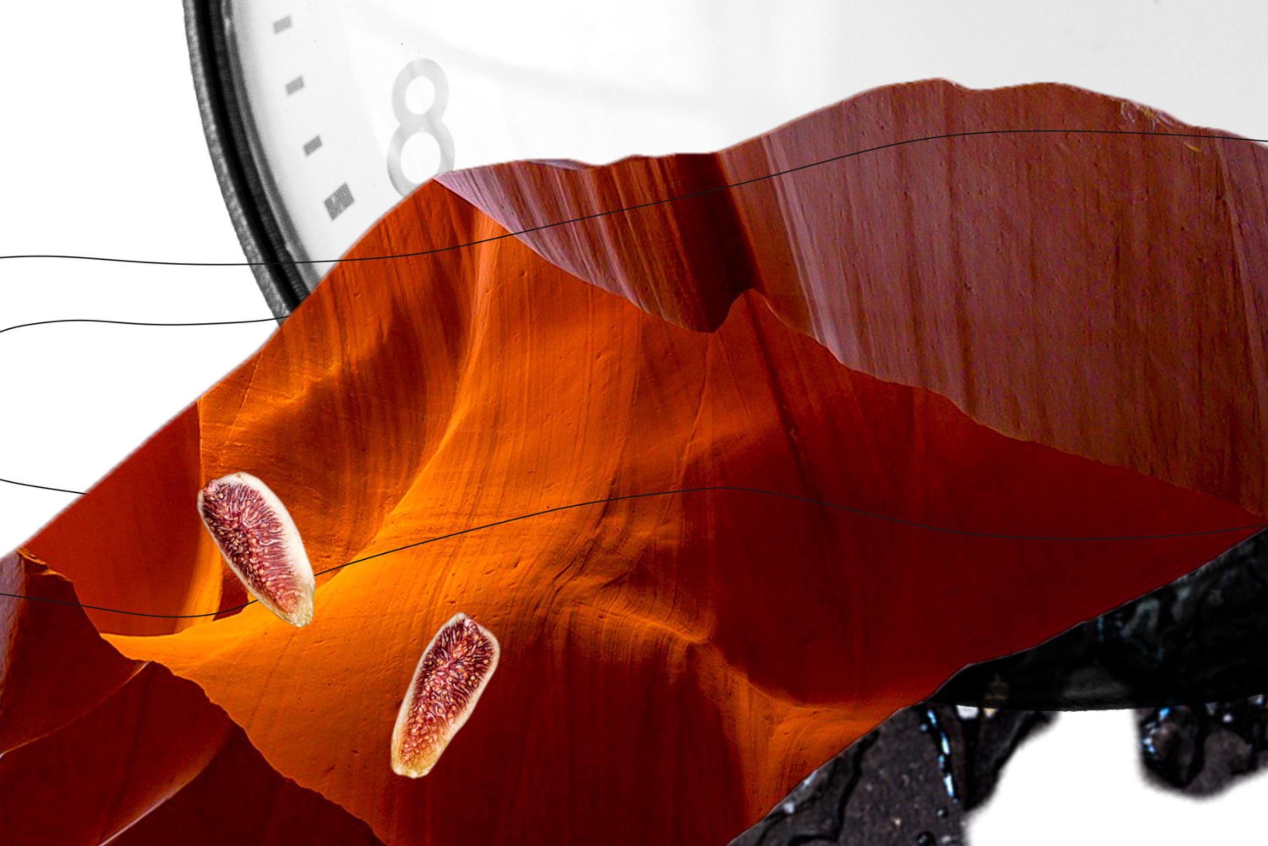 Bella Pari Clock