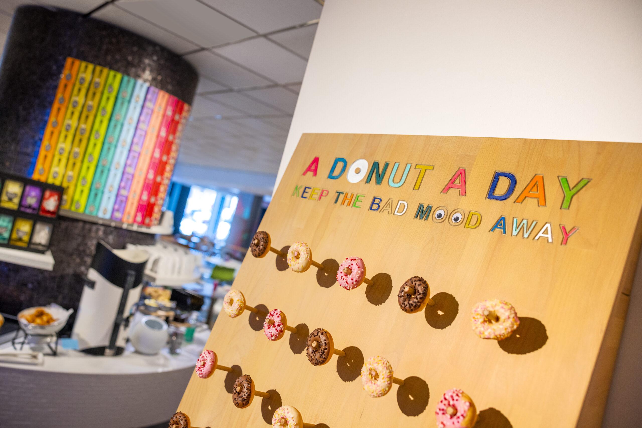 nhow_Brussels_Bloom_Breakfast_Buffet_Donuts_Close_Detail_Colourful-4083x2724