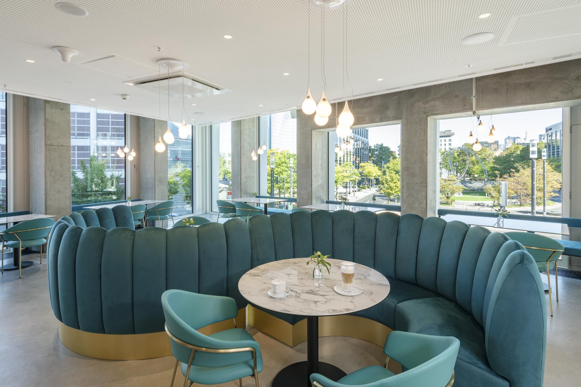 nhow_Frankfurt_Meeting_rooms_coffee_breaks_interior_lounge_area_tables_armchairs_sofa